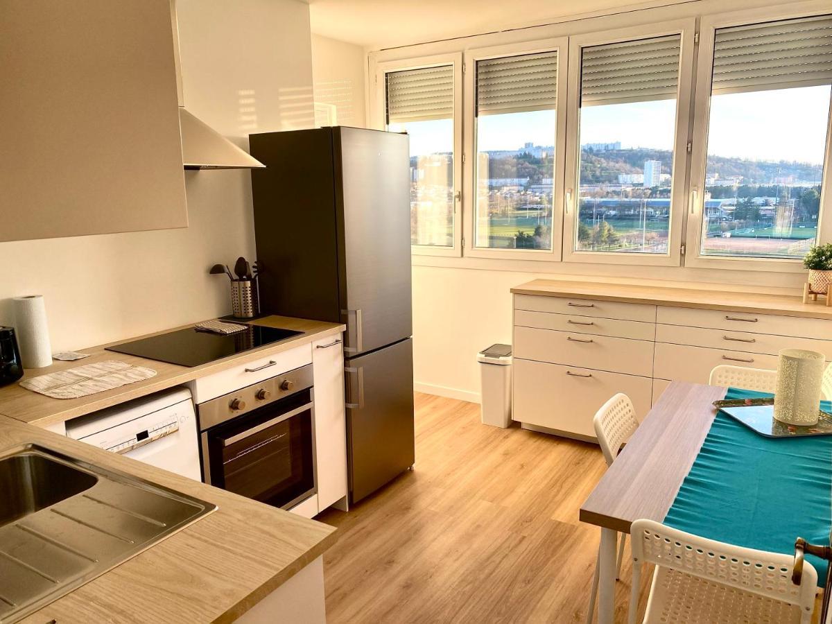 Bergson Top - Appart 80M2, 2 Grandes Chambres, Entierement Renovee Et Equipee, Lumineux, Wifi, Balcon, Calme, Vue Imprenable Saint-Etienne  Buitenkant foto
